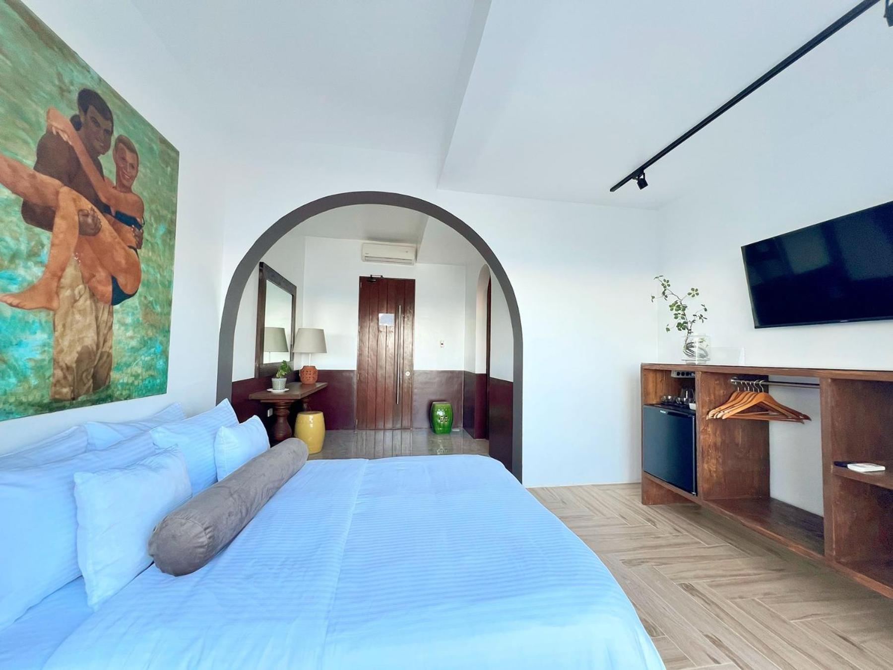 Palassa Private Residences Balabag  Room photo
